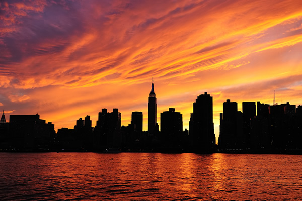 http://letscruise.com/nyc skyline at sunset